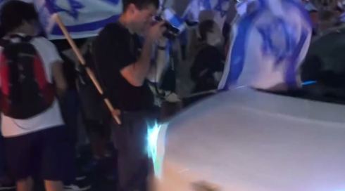 מפגינים חסמו את איילון אחרי הדחת עמי אשד