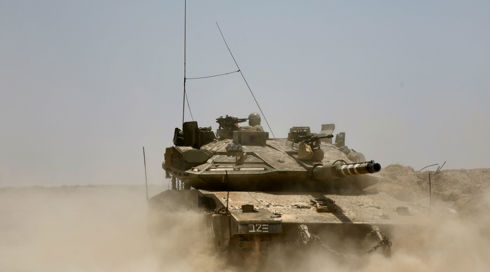 דיווחים פלסטיניים: בן 17 נהרג מירי טנק ברצועת עזה