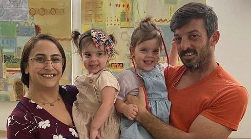 "הבנות בטראומה מתמשכת. נאלצתי לספר להן שהתור להחזיר את אבא נעצר"