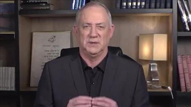 בני גנץ