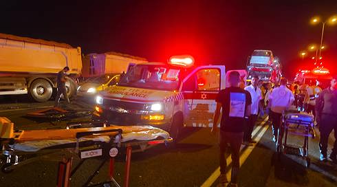 תאונה קטלנית סמוך למחלף שורק: צעירה ונער נהרגו, חמישה נפצעו