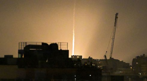 כ-200 רקטות שוגרו לישראל, נבחנת הרחבת אזור החיץ בלבנון