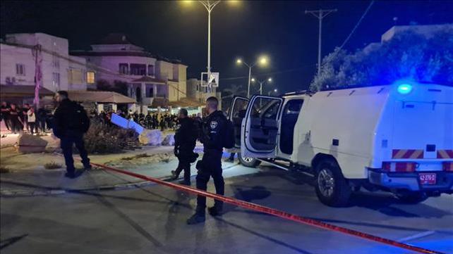 ערערה אלימות ניידות משטרה 