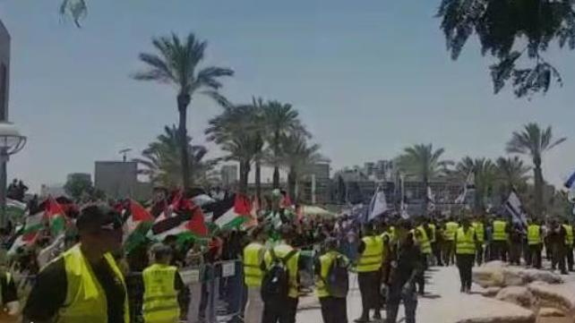 אוניברסיטת בן גוריון מאשרת הפגנה עם דגלי פלסטין