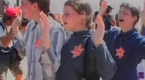 "הופכים את הטלאי לפחות צהוב": השימוש הפוליטי בשואה