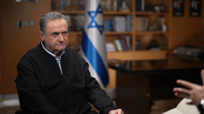 שר הביטחון: "רוצים לאפשר לעם האיראני להחליף את המשטר"