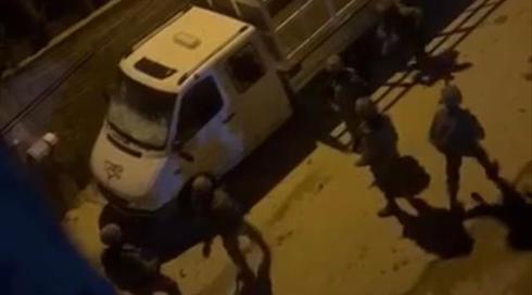 תיעוד: שבעה חיילים משחיתים כלי רכב בנעלין