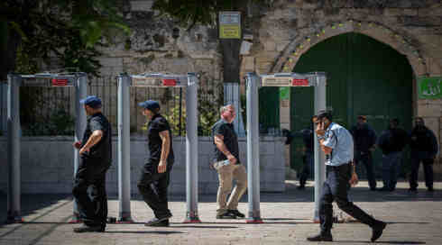 לראשונה מאז הפיגוע: הר הבית נפתח למתפללים יהודים