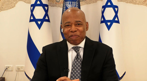 "אני אח שלכם": אחרי הניצחון של ממדאני - ראש עיריית ניו יורק היוצא בריאיון מיוחד