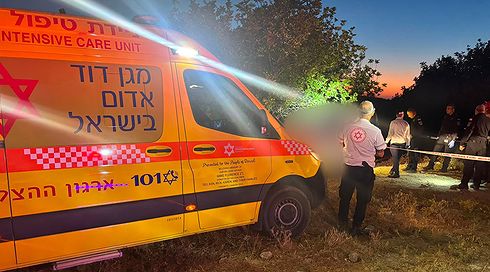 חשד לרצח והתאבדות: גבר ואישה אותרו ללא רוח חיים בשטח פתוח