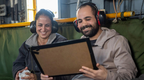 שמחה מהולה בעצב ובחשש: ירדן ביבס חזר הביתה - שירי, אריאל וכפיר עוד שם