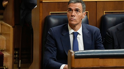 ראש ממשלת ספרד פדרו סאנצ'ס בפרלמנט הספרדי, יוני 2026