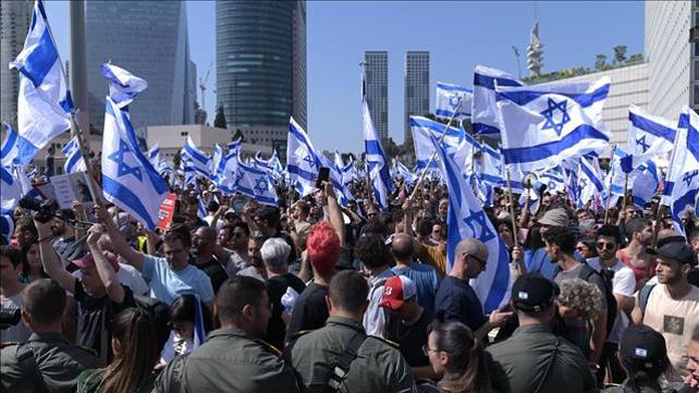 המחאה על הרפורמה המשפטית, צומת עזריאלי, נתיבי איילון, 01.03.23