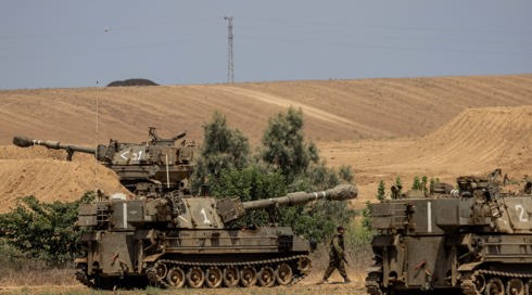 גורמים ישראלים: ההחלטה האמריקנית לעכב את המשלוח עלולה לסכן את עסקת החטופים