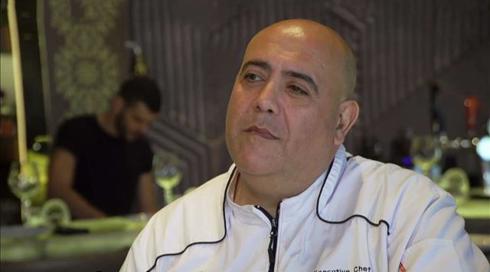 "לאכול ביחד מקרב את הלב": השף הארמי שמחבר בין הדתות דרך האוכל