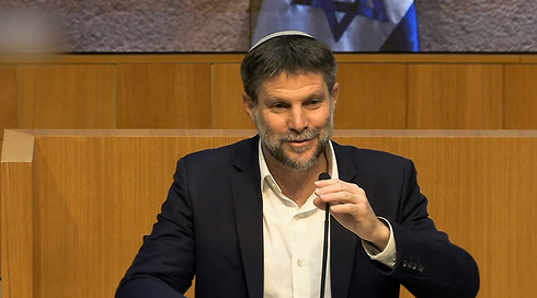 סמוטריץ' נגד עבאס: האמירה של סמוטריץ' שחוללה סערה פוליטית