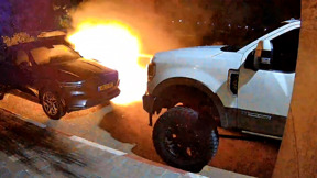 הדרום הפרוע: כלי רכב הוצתו והושחתו בנגב. המשטרה חושדת: נקמה על מעצרים