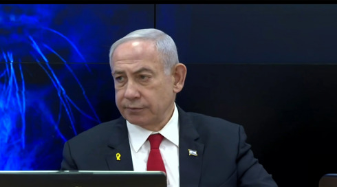 מגעים מתקדמים לעסקה: משפחות החטופים זועקות נגד עסקה מוגבלת