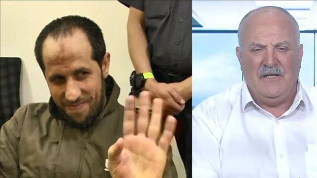 האב השכול שכיב שנאן, המחבל אמג'ד ג'בארין מחברי החולייה שביצעה את הפיגוע בהר הבית ב-2017