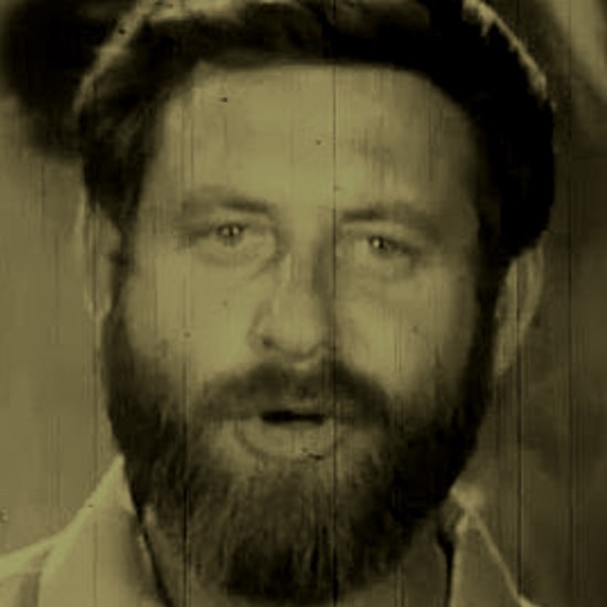 התבודדות: עיניים גדולות