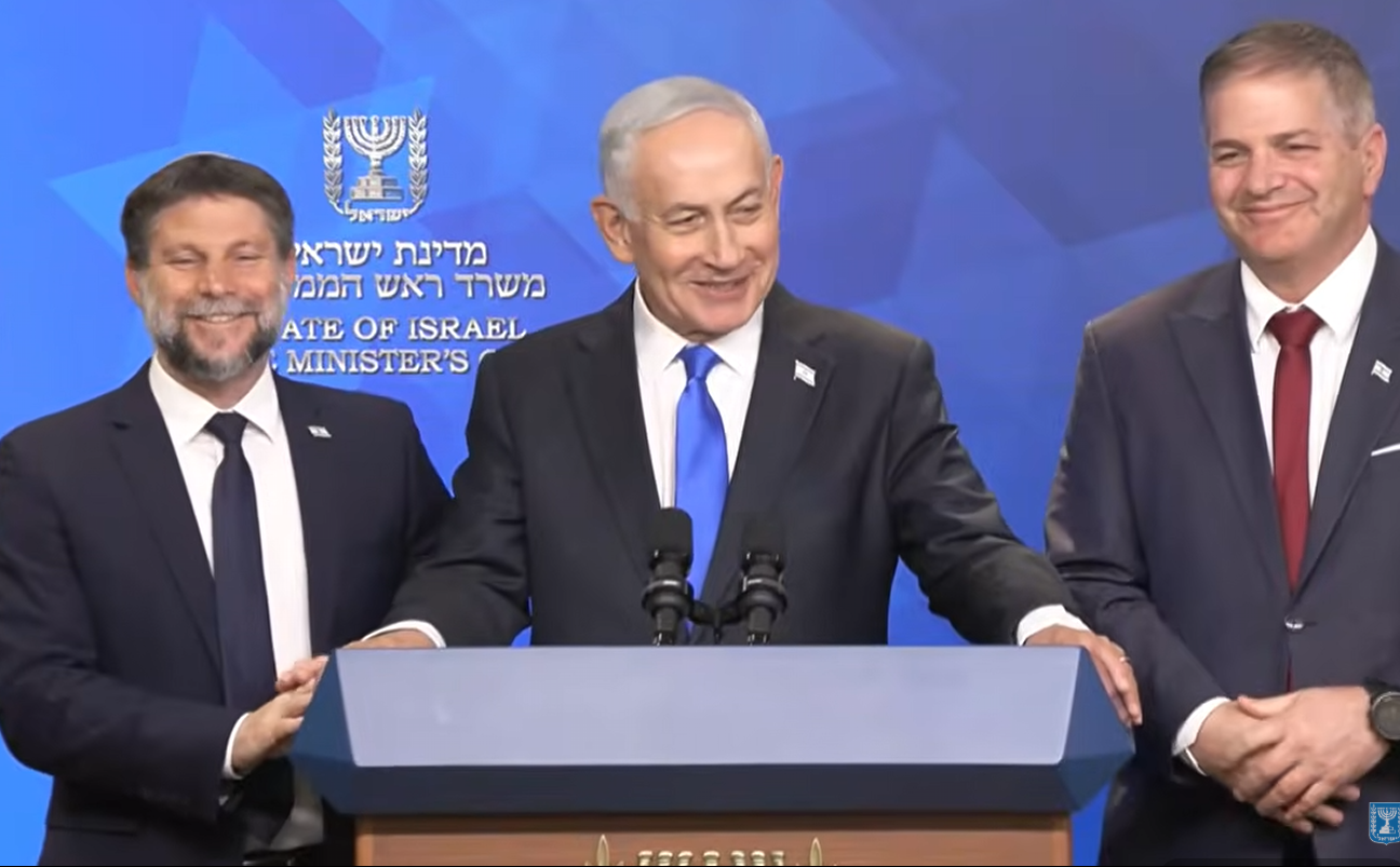 ראש הממשלה בנימין נתניהו במסיבת עיתונאים עם השרים קיש וסמוטריץ', מאי 2026