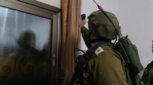 צה"ל מיפה הלילה את בתי החשודים שרצחו את החייל דביר שורק