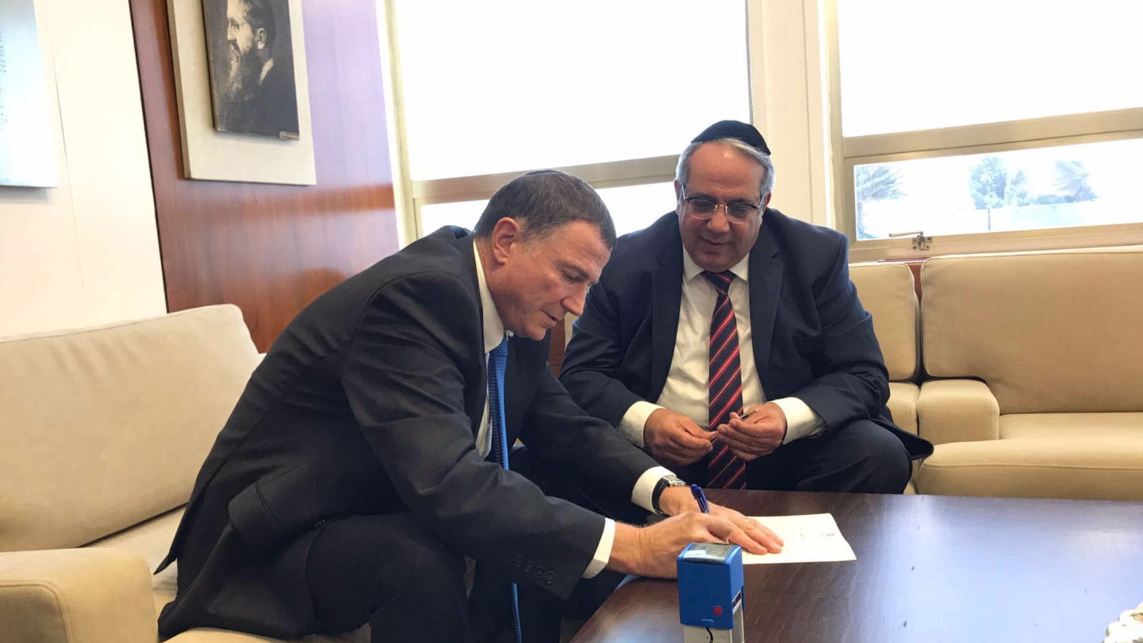ח"כ גואטה מגיש את התפטרותו ליו"ר הכנסת אדלשטיין