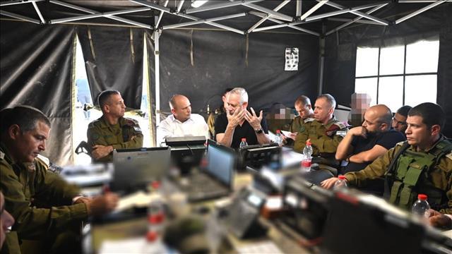 ראש הממשלה בנט ושר הביטחון גנץ בתרגיל בצפון