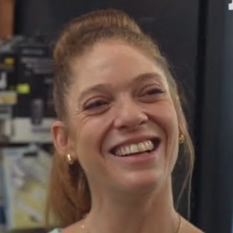 מחבר שירי גדני