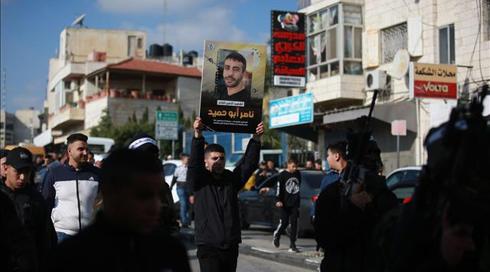 החלטה מהבטן או מהראש: האם נכון לא להשיב את גופת המחבל שמת מסרטן?