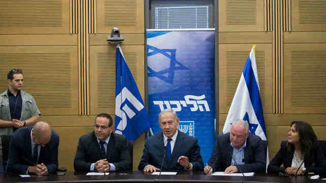 בנימין נתניהו בישיבת סיעת הליכוד