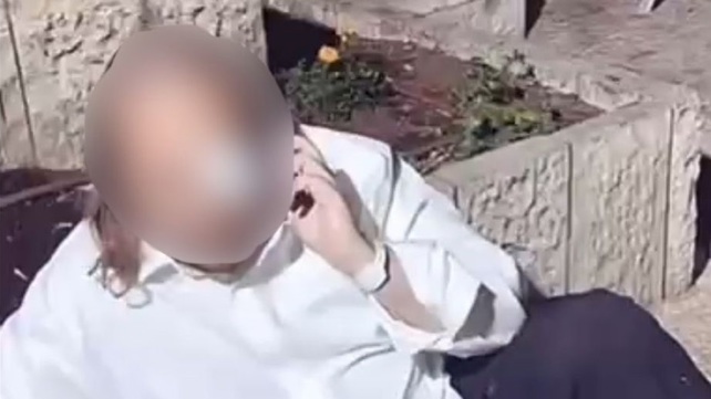 ערבים השפילו גבר חרדי בירושלים