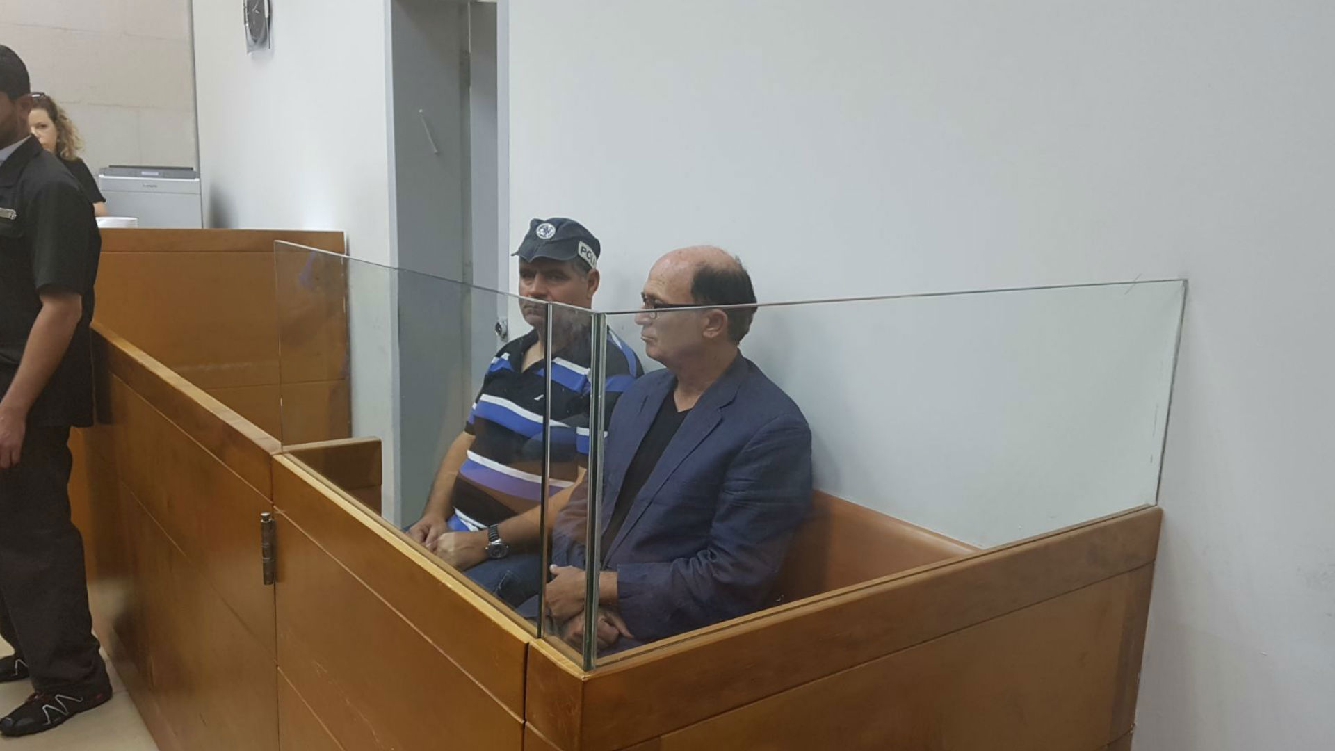 אבריאל בר יוסף, היום בבית המשפט