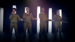 ג'ובניקים שרים שירים