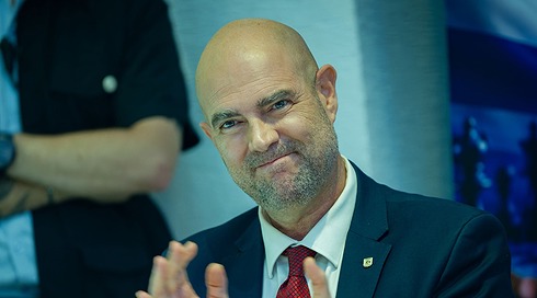 אמיר אוחנה