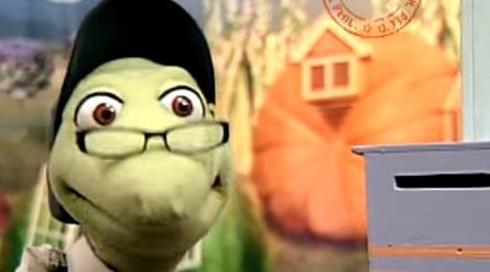 בחצר של פופיק | עונה 3 | דוורים לשבוע | פרק 13