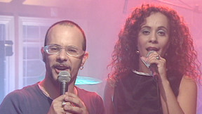 ביצוע של "זה הזמן לסלוח", 1996