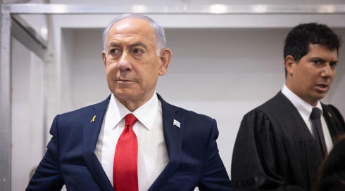 חרף הביקורת: לא נשקלים צעדים שימנעו מנתניהו להביא "אורחים" לבית המשפט