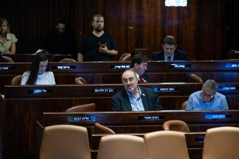 ניסים ואטורי