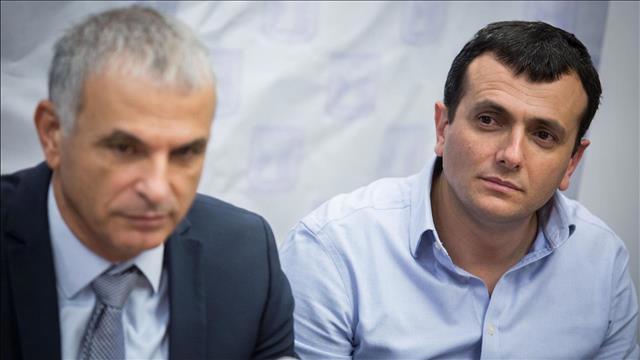 שר האוצר משה כחלון ומנכ"ל משרד האוצר שי באב"ד