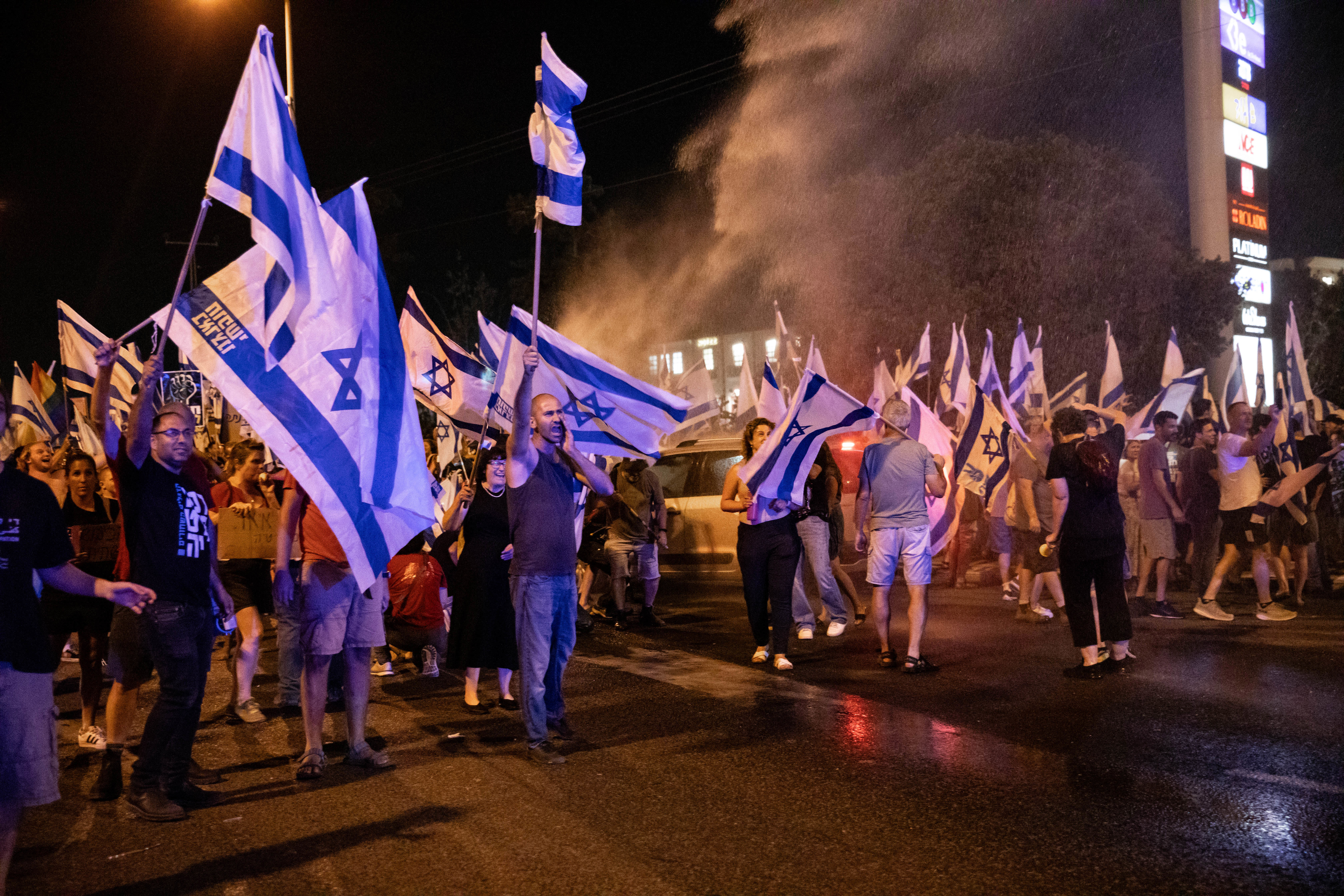 הפגנה באזור השרון נגד הרפורמה המשפטית