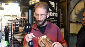 תנור בן 100, תבשילים על פתיליות ומאפים של ניו יורק: הפתעות בשכונה החרדית