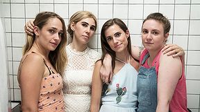 כוכבות הסדרה "בנות"