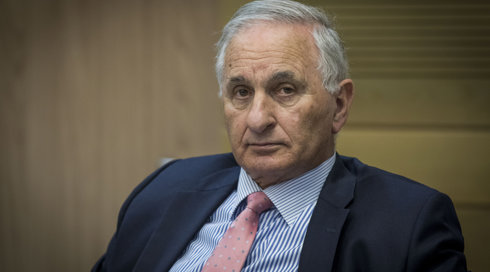 בכיר חיל האוויר לשעבר, "אלוף ההפלות" גיורא רום הלך לעולמו