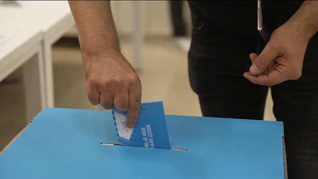 נוהרים לקלפיות: אחוזי הצבעה חסרי תקדים - "חצינו את כל השיאים"