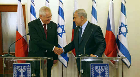 בעקבות טראמפ: נשיא צ'כיה הודיע כי יעביר את השגרירות לירושלים