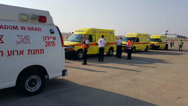 רכבי ההצלה שהגיעו לנתב"ג