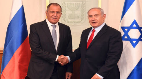 גורם מדיני: הרוסים התחייבו להרחיק את האיראנים 100 ק"מ מגבול סוריה