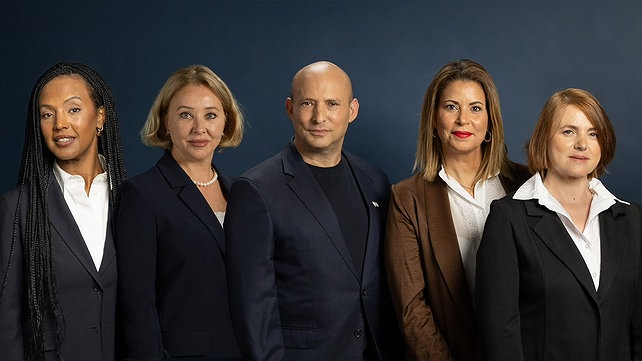 נפתלי בנט, ברוריה נעים, אסתי קובו, אורלי הראל ואולסיה קנטור