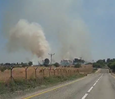 שריפה ברמת הגולן לאחר מטח רקטות כבד